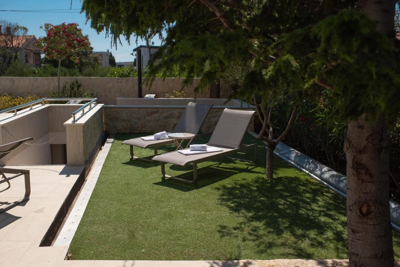 Pool Apartments Galeb Novalja Exterior foto